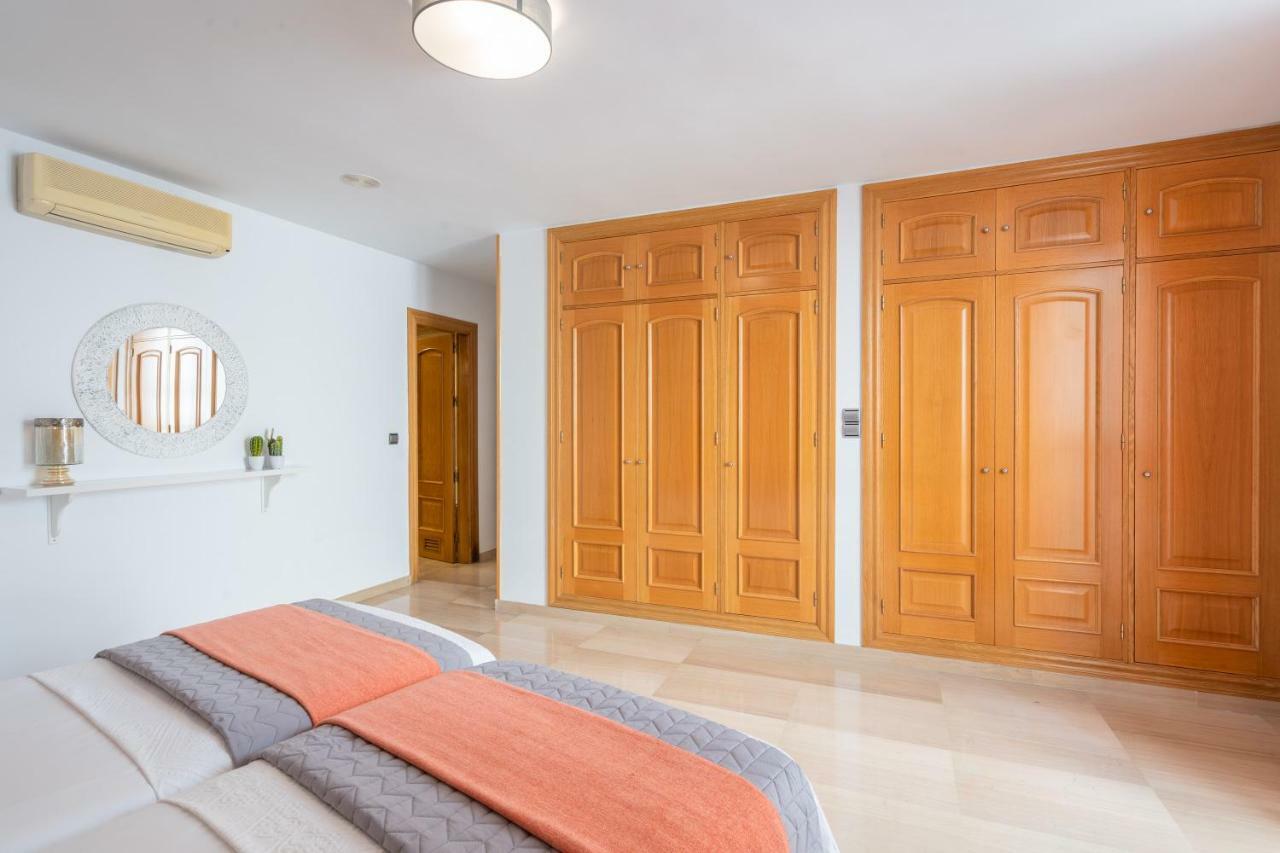 Iloftmalaga Larios-Strachan Екстер'єр фото